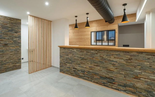 Nice Apartment With Balcony