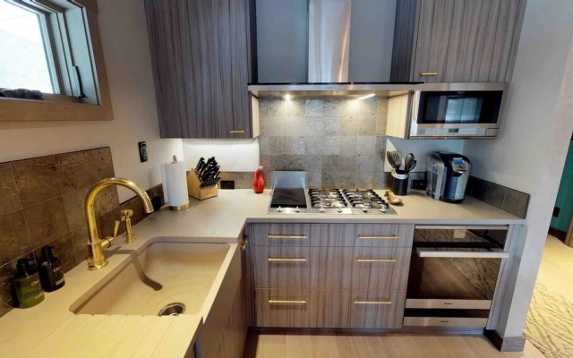 Greenbriar 14 2 Bedroom Condo by RedAwning