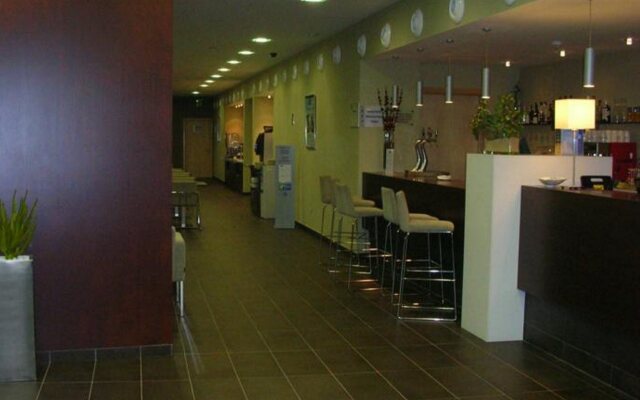 Holiday Inn Express Barcelona - Sant Cugat, an IHG Hotel