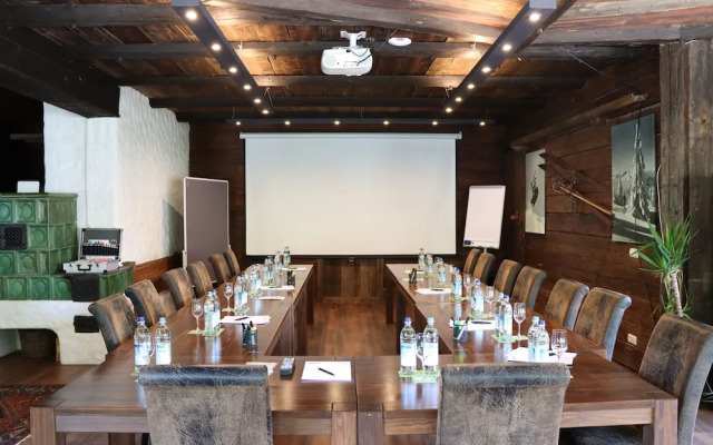 Pension Almhof Baumgarten