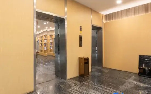Yixuan  Hotel (YangzhouGaoyouQinyou Road Branch)