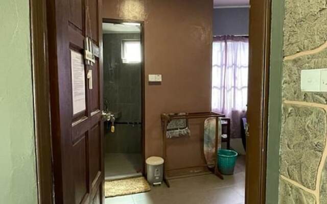 OYO Home 90704 Kds Garden & Stay