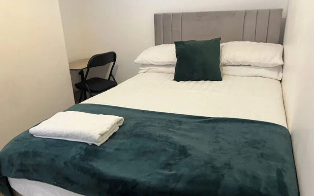The Coral Guest House Fratton