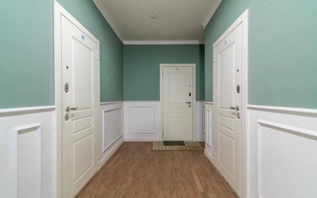 Санди на улице Радио