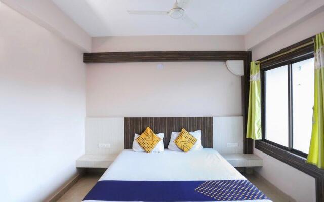 SPOT ON 66662 Sairaj Inn 2