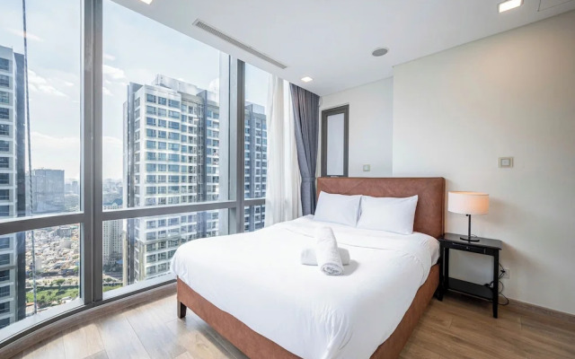 The Emerald Suites at Landmark 81