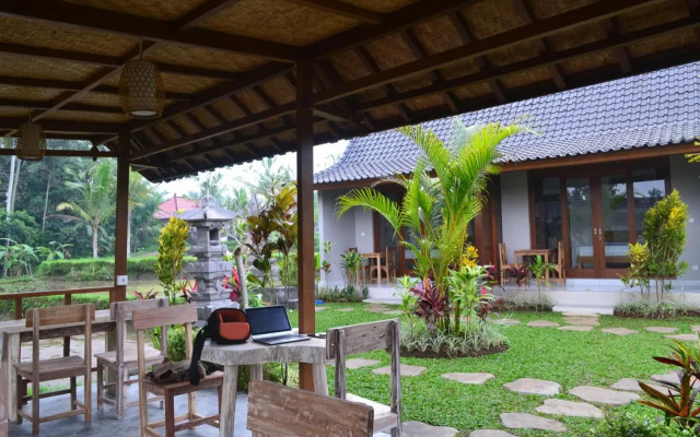 Srijaya Ubud