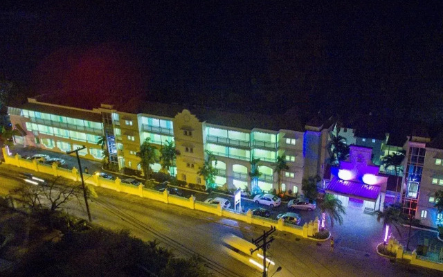 Coral Mist Beach Hotel
