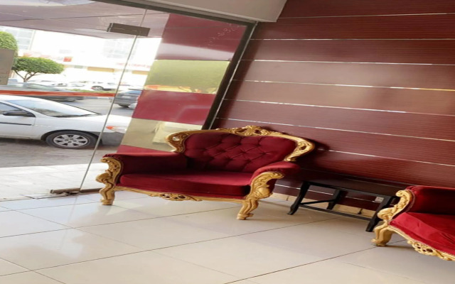 OYO 537 Dahtham Furnished Units