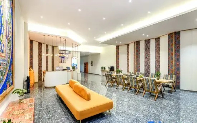 Qianqian Mango Tree Hotel (Aba Second Branch)