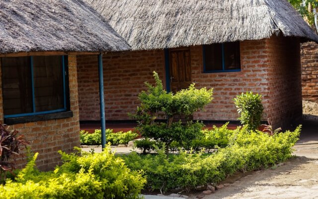 Mkunkhula Baobab Lodge