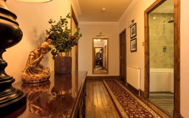 Blackfriars Residence
