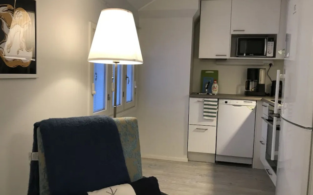 Green Door Apartments