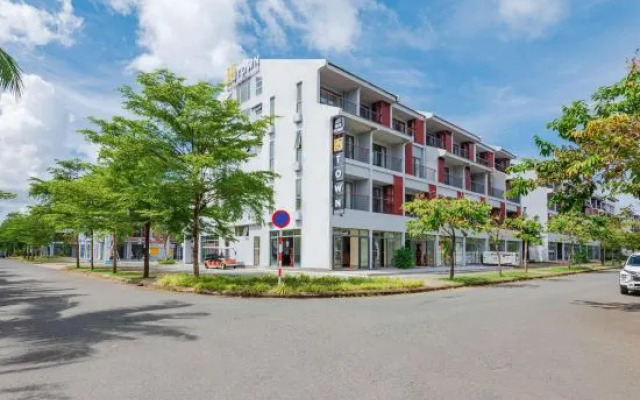 Luxy Park Hotel & Apartments - MTown