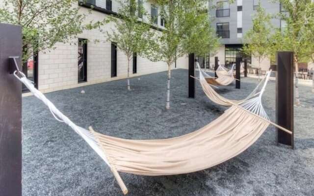 CozySuites at Lawrenceville