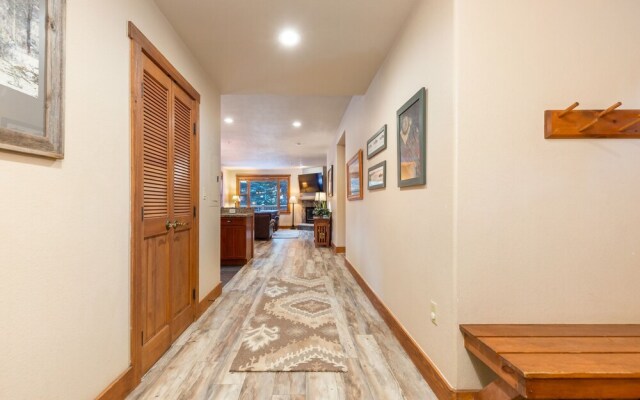 Red Hawk Townhomes by Summit County Mountain Retreats
