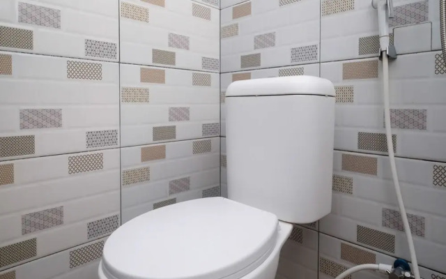 RedDoorz @ Jalan Dieng 3