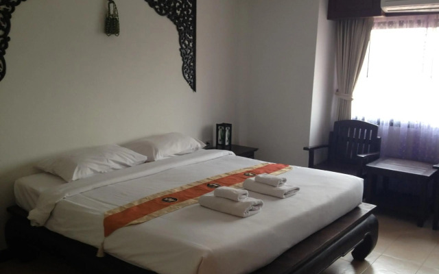 Wangburapa Grand Hotel