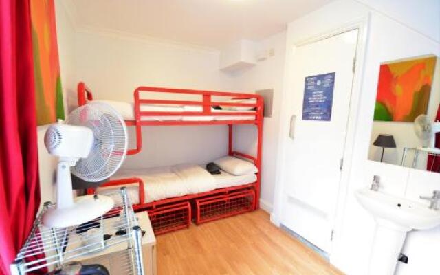 Astor Hyde Park Hostel - Adults Only