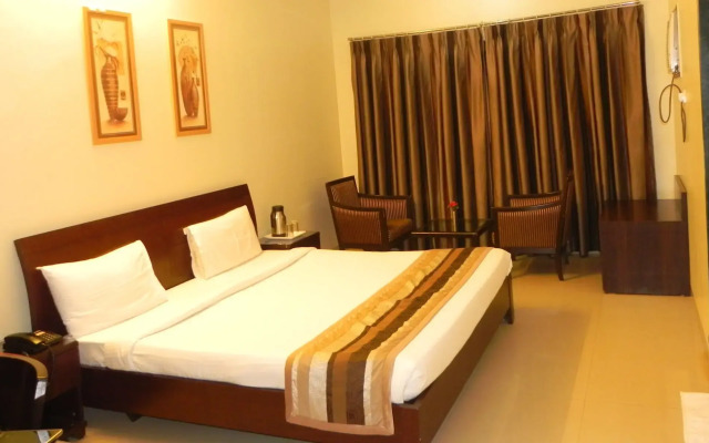 Hotel Reeva Suites
