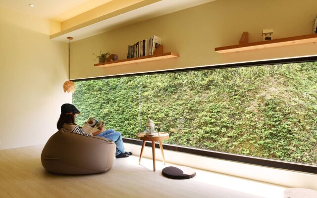 Reindeer Taichung Herb House