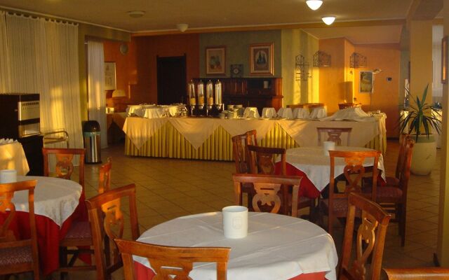 Club Malaspina Hotel