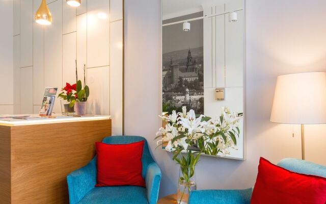 Riverside Aparthotel