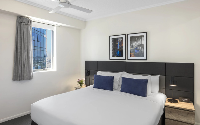 Oaks Brisbane on Margaret Suites
