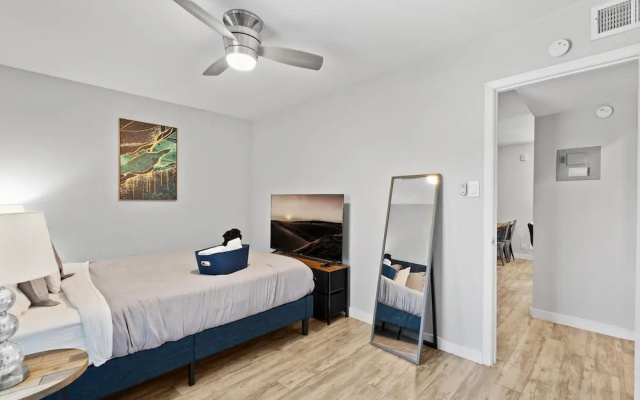 Stylish 1BR Near UT Highland Evonify