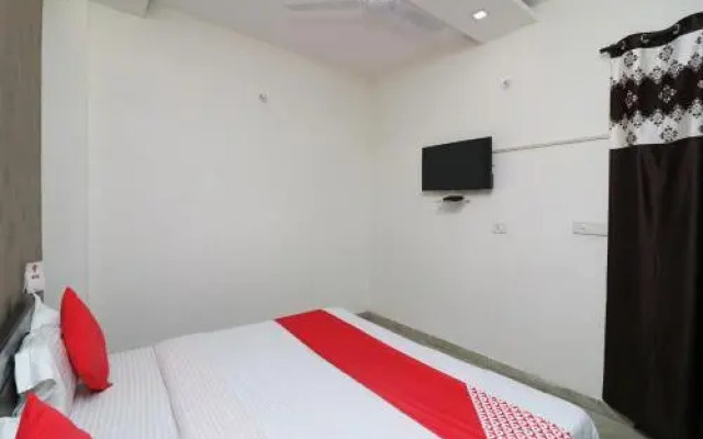 Royal Rahul Residency by OYO Rooms