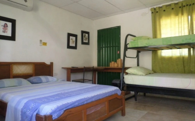 Hostal Acuarius