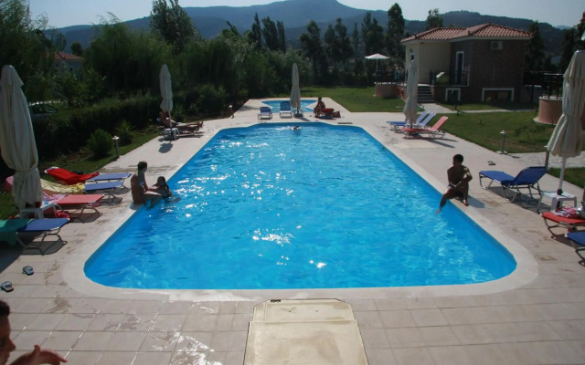 Kaloni village apartments
