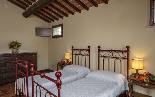 Tuscan Farmhouse near Siena