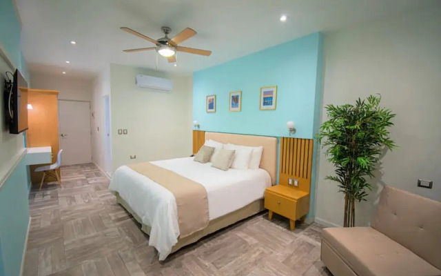 Bartolome Oceanfront Suites