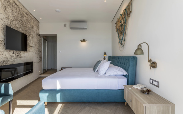 Seaview Luxury Retreat