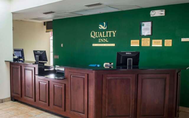 Quality Inn Chipley I-10 at Exit 120