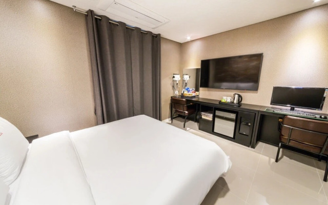 Wolgot Hotel RG