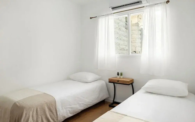 Jacuzzi Terrace Home by Sea N' Rent