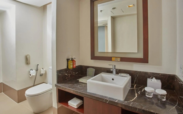 Costa Grand Resort & Spa