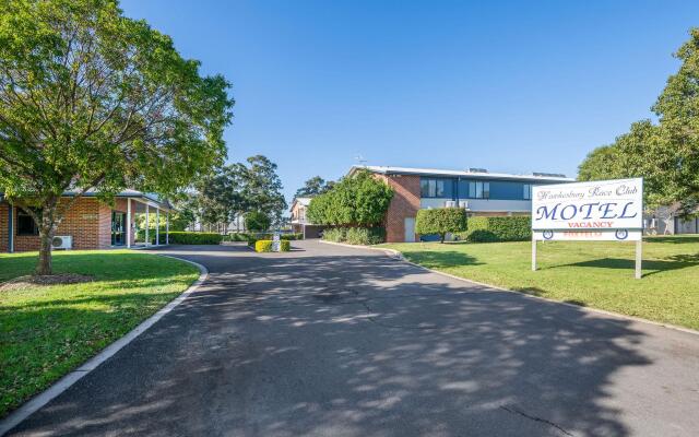 Hawkesbury Race Club Motel