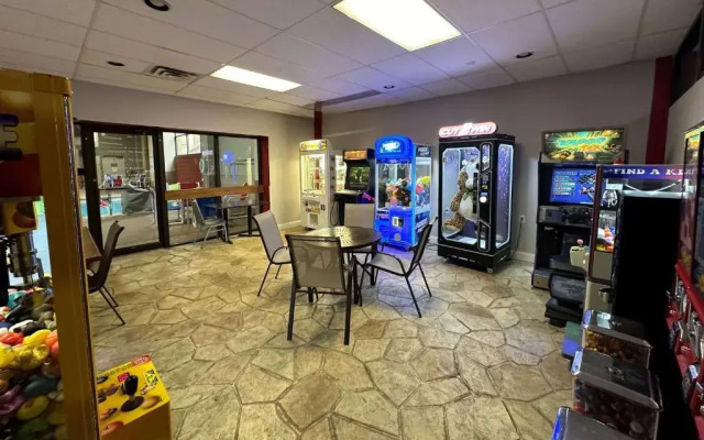 Ramada Waupaca
