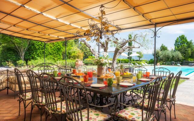 Casale Dei Girasoli 14