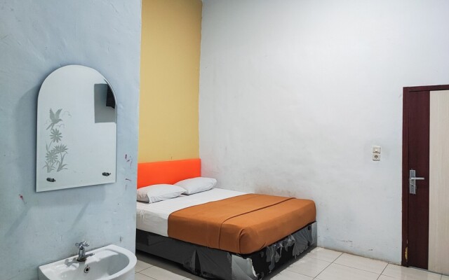 RedDoorz @ Hotel Bersaudara Bungo