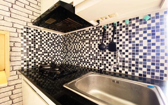 Homey 2Br At Gateway Ahmad Yani Cicadas Apartment