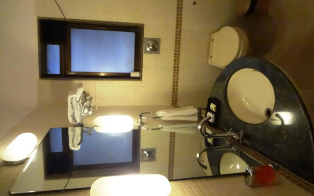 Keys Select by Lemon Tree Hotels, Nestor, Mumbai