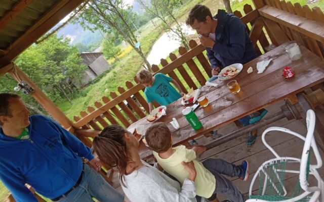 Room in Guest Room - Rural Holiday Transylvania