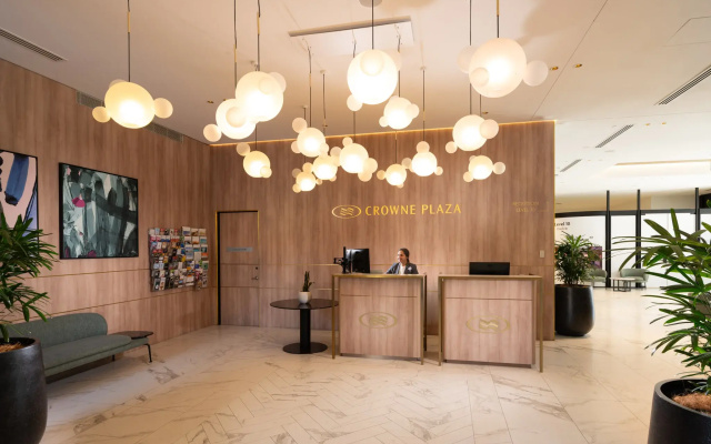 Crowne Plaza Adelaide by IHG