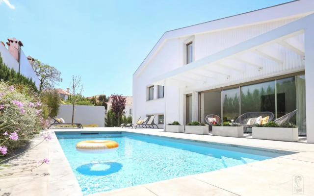 Santa Joana Apartment with garden and heated pool