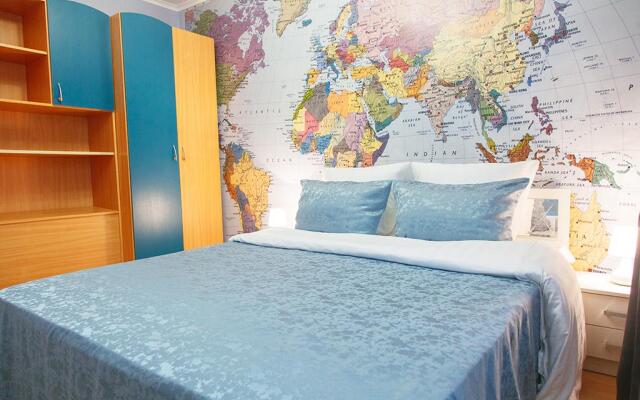 Пять Звёзд на Интернациональной 3