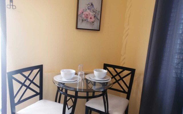 Harbor View near Airport